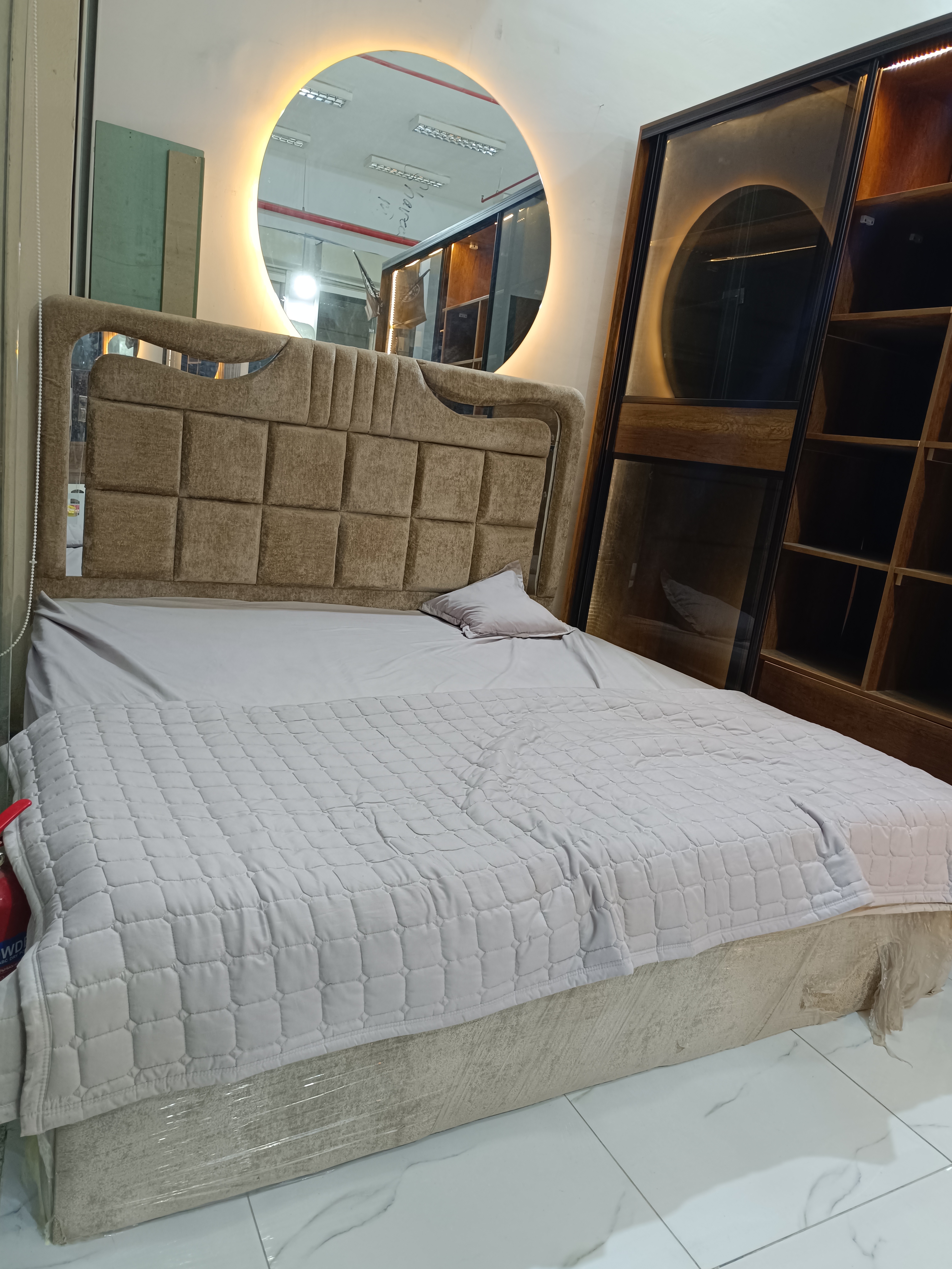 Luxury Velvet Bed with Premium Mattress & Quilted Cover